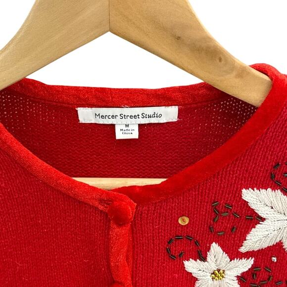Mercer Street Studio Vintage Red White Beaded Poinsettia  Button Up Sweater M - Picture 6 of 7